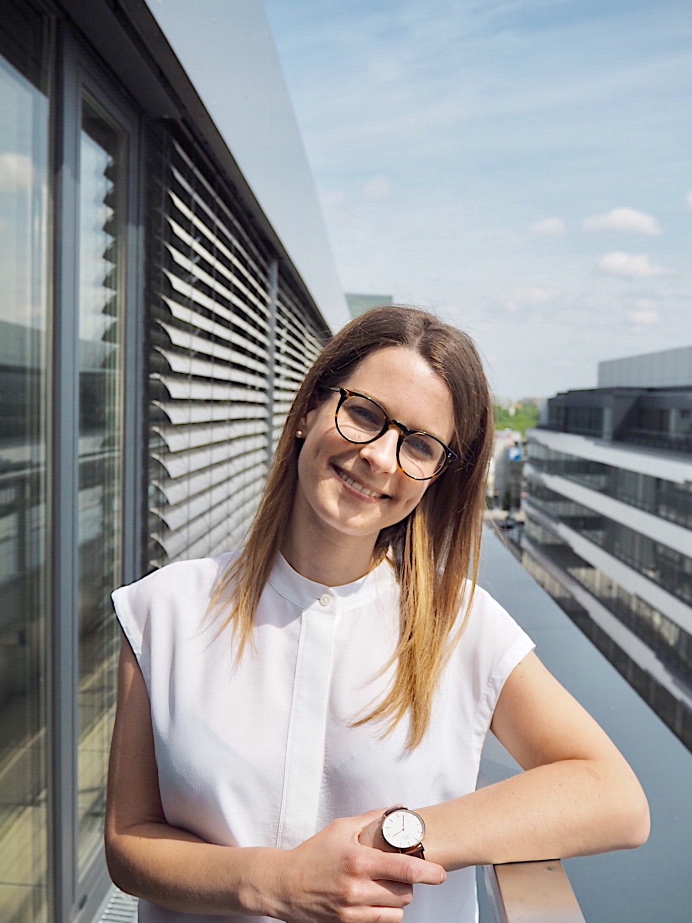 Foto von Claudia Auer eine Mitarbeiterin der Sonnenschmiede.